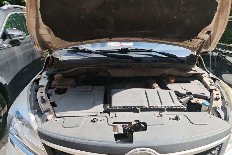 Used HYOSOW H3 2015 1.5L manual luxury version Engine Bay