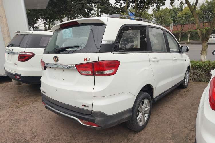 Used HYOSOW H3 2015 1.5L manual luxury version Exterior 5