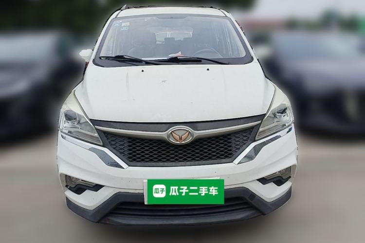 Used HYOSOW H3 2015 1.5L manual Comfort trim level Front