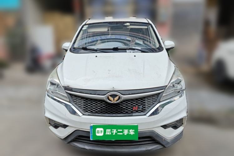 Used HYOSOW H3 2015 1.5L manual Comfort trim level Front