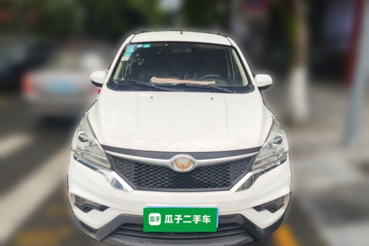 Used HYOSOW H3 2015 1.5L manual Comfort trim level Front