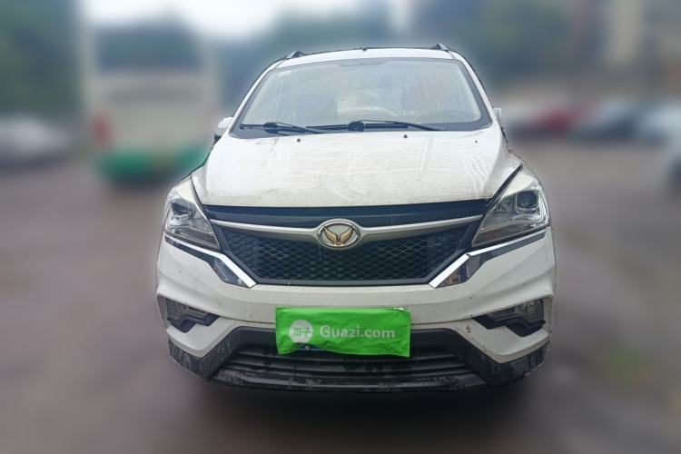 Used HYOSOW H3 2015 1.5L manual Comfort trim level Front