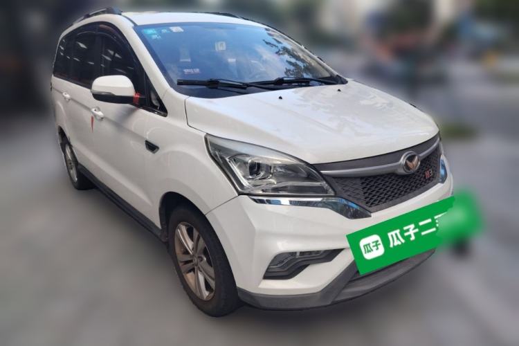 Used HYOSOW H3 2015 1.5L manual Comfort trim level Front Right 45 Deg