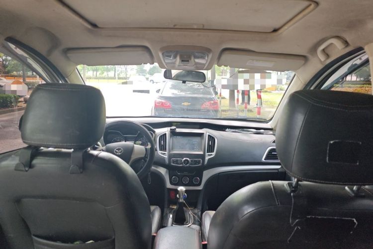 Used HYOSOW H3 2015 1.5L manual luxury version Headliner