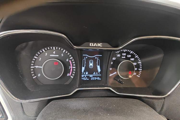 Used HYOSOW H3 2015 1.5L manual luxury version Instrument Cluster