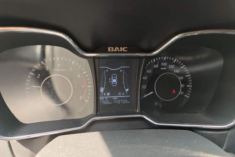 Used HYOSOW H3 2015 1.5L manual luxury version Instrument Cluster