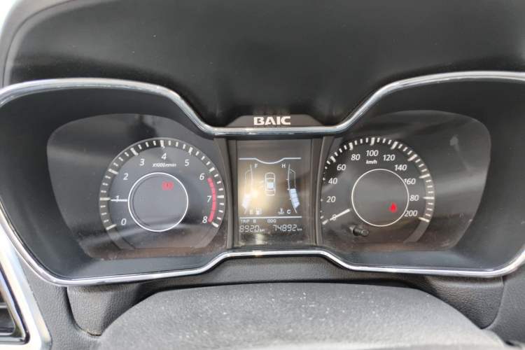 Used HYOSOW H3 2015 1.5L manual luxury version Instrument Cluster