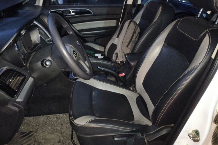 Used HYOSOW H3 2015 1.5L manual luxury version Left Front Seat