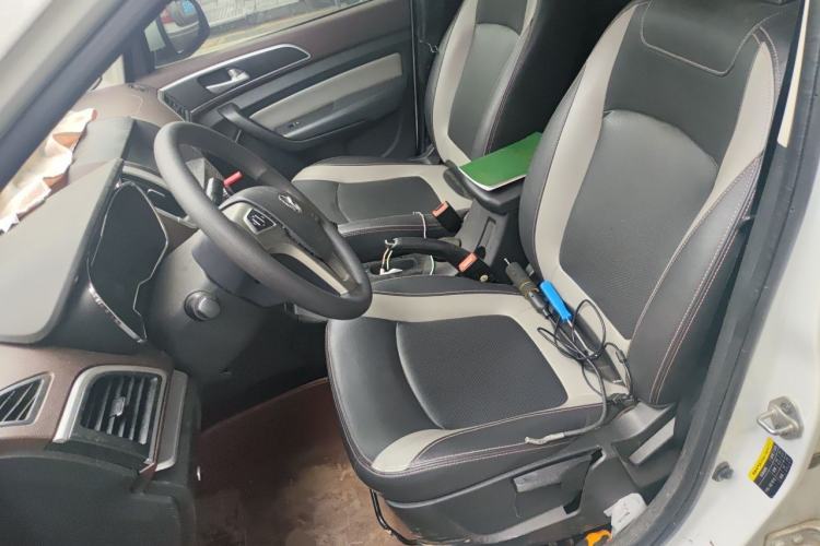 Used HYOSOW H3 2015 1.5L manual Comfort trim level Left Front Seat