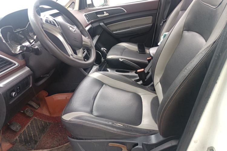 Used HYOSOW H3 2015 1.5L manual Comfort trim level Left Front Seat