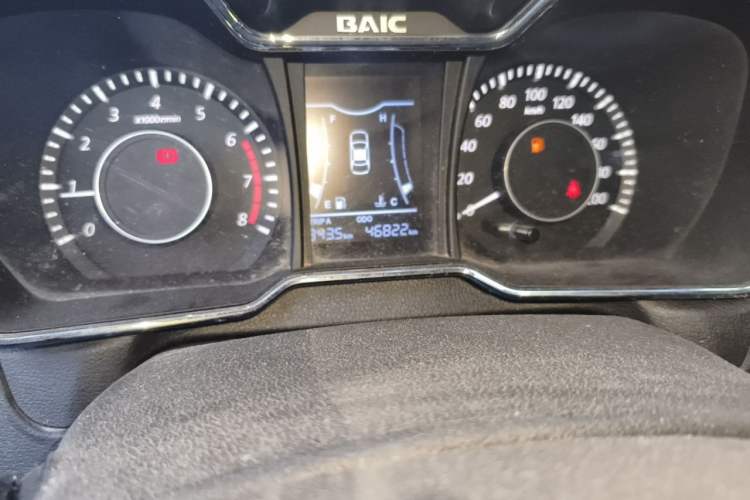 Used HYOSOW H3 2015 1.5L manual luxury version Odometer Close Up