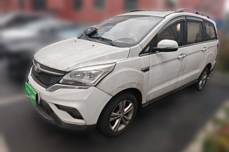 Used HYOSOW H3 2015 1.5L manual luxury version