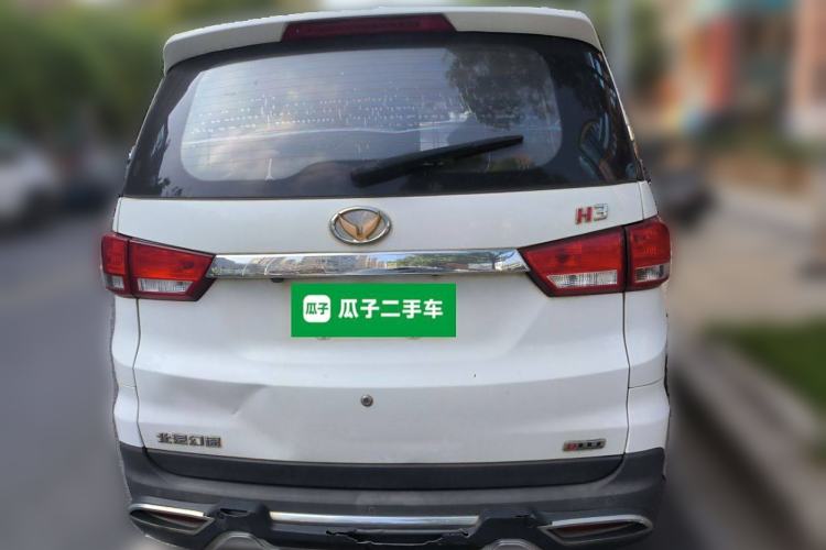 Used HYOSOW H3 2015 1.5L manual luxury version Rear