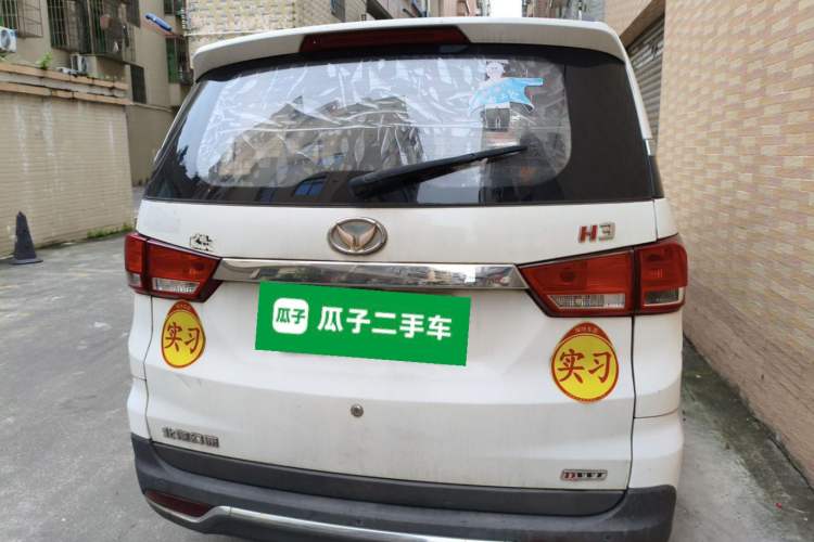 Used HYOSOW H3 2015 1.5L manual luxury version Rear