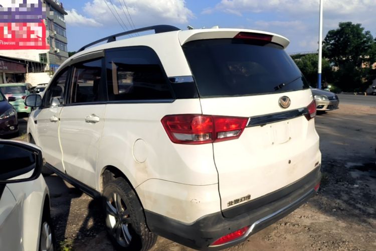 Used HYOSOW H3 2015 1.5L manual Comfort trim level Rear Left 45 Deg