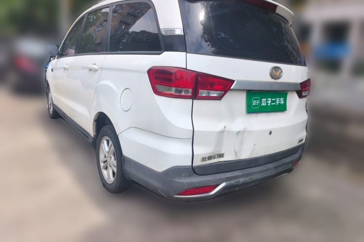 Used HYOSOW H3 2015 1.5L manual Comfort trim level Rear Left 45 Deg