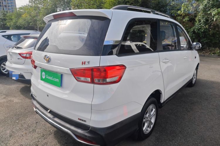 Used HYOSOW H3 2015 1.5L manual Comfort trim level Rear Right 45 Deg
