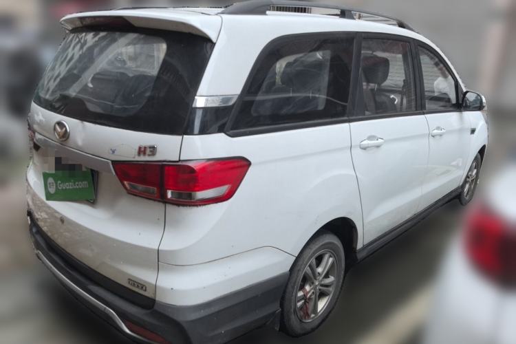 Used HYOSOW H3 2015 1.5L manual Comfort trim level Rear Right 45 Deg