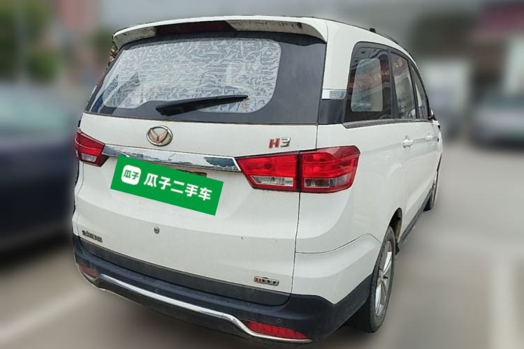 Used HYOSOW H3 2015 1.5L manual Comfort trim level Rear Right 45 Deg
