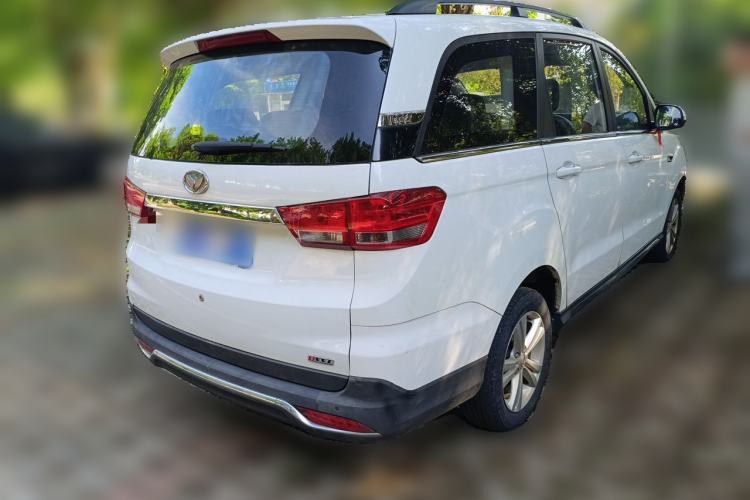 Used HYOSOW H3 2015 1.5L manual luxury version Rear Right 45 Deg