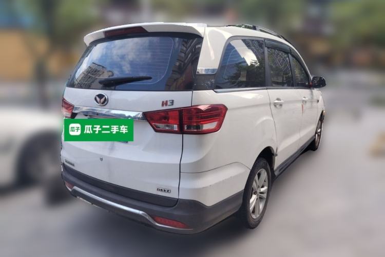 Used HYOSOW H3 2015 1.5L manual Comfort trim level Rear Right 45 Deg