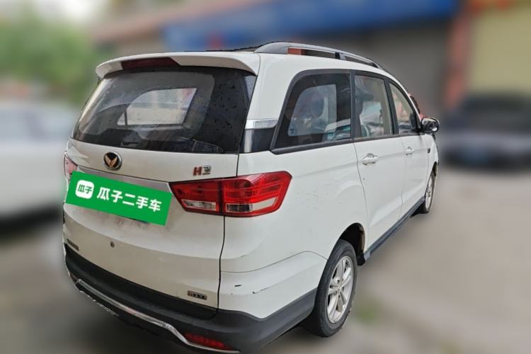 Used HYOSOW H3 2015 1.5L manual Comfort trim level Rear Right 45 Deg