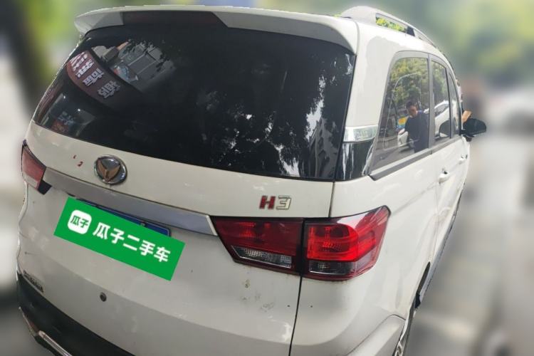 Used HYOSOW H3 2015 1.5L manual Comfort trim level Rear Right 45 Deg