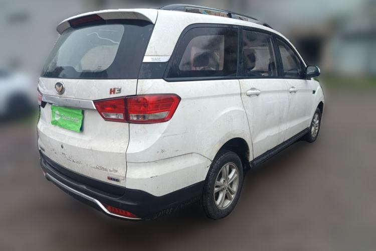Used HYOSOW H3 2015 1.5L manual Comfort trim level Rear Right 45 Deg