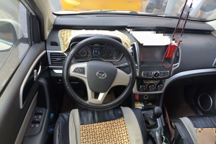Used HYOSOW H3 2015 1.5L manual luxury version Steering Wheel