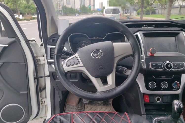 Used HYOSOW H3 2015 1.5L manual luxury version Steering Wheel