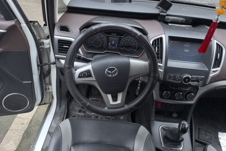 Used HYOSOW H3 2015 1.5L manual Comfort trim level Steering Wheel