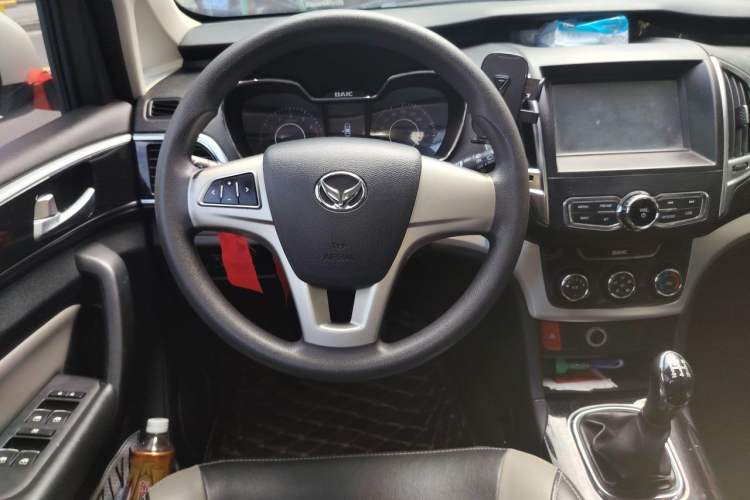 Used HYOSOW H3 2015 1.5L manual Comfort trim level Steering Wheel