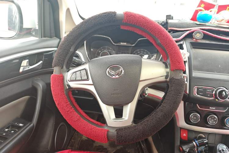 Used HYOSOW H3 2015 1.5L manual luxury version Steering Wheel