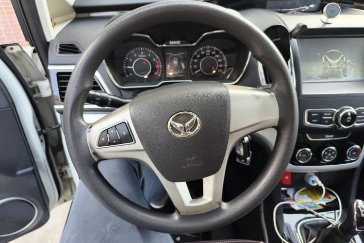 Used HYOSOW H3 2015 1.5L manual luxury version Steering Wheel