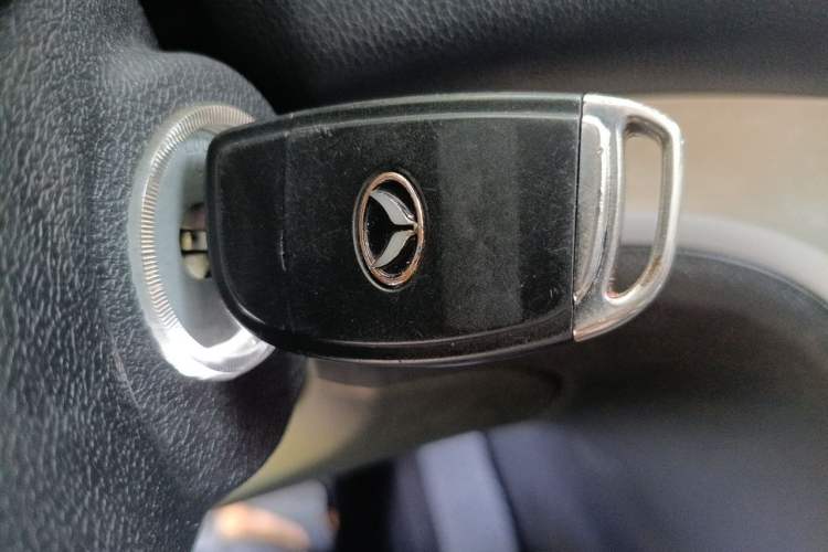 Used HYOSOW H3 2015 1.5L manual luxury version Vehicle Key