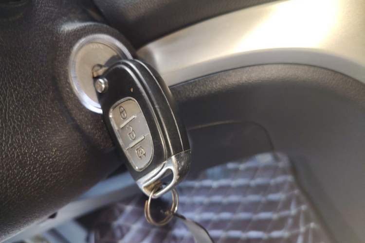 Used HYOSOW H3 2015 1.5L manual Comfort trim level Vehicle Key