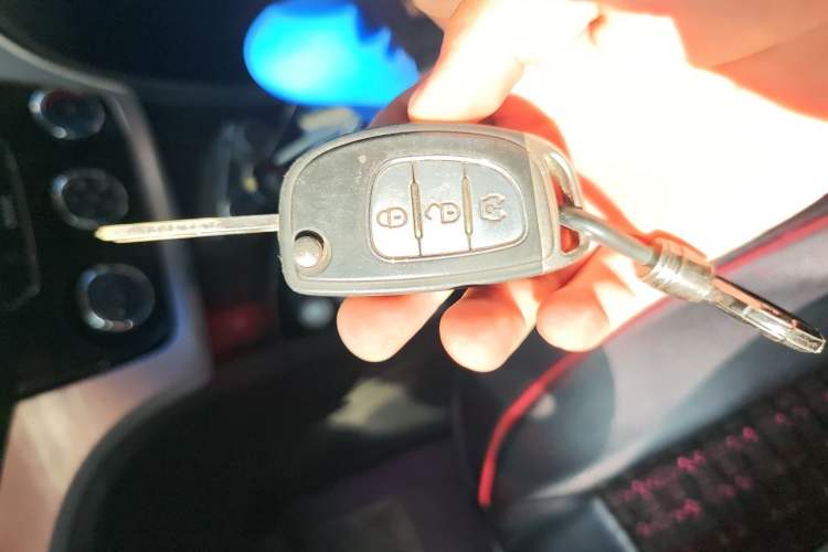 Used HYOSOW H3 2015 1.5L manual luxury version Vehicle Key