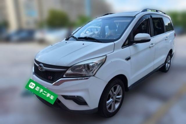 Used HYOSOW H3 2015 1.5L manual luxury version
