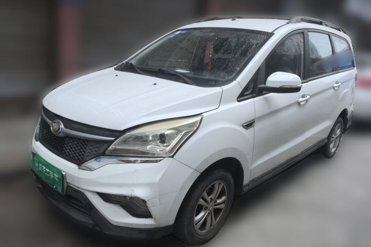 HYOSOW H3 2015 1.5L manual Comfort trim level de segunda mano Guazi used car, China used car export, Used car for sale, Used  cars, Cheapest cars for sale