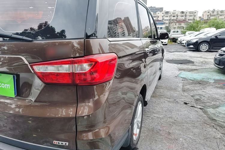 Used HYOSOW H3 2016 H3F 1.5L Manual Prestige Edition Exterior 3