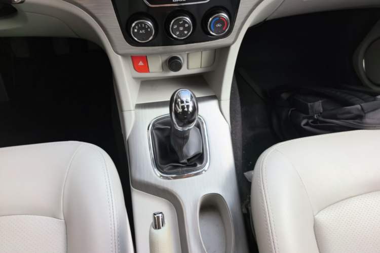 Used HYOSOW H3 2016 H3F 1.5L Manual Luxury Model Gear Lever