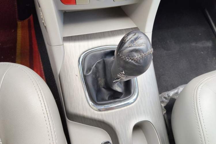 Used HYOSOW H3 2016 H3F 1.5L Manual Prestige Edition Gear Lever