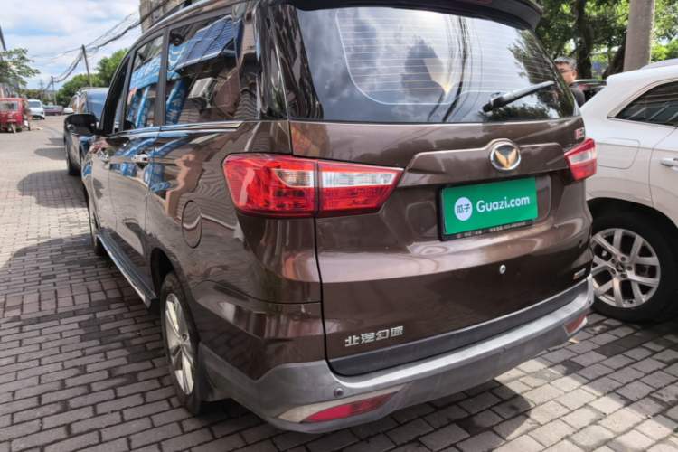 Used HYOSOW H3 2016 H3F 1.5L Manual Luxury Model Rear Left 45 Deg