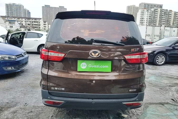 Used HYOSOW H3 2016 H3F 1.5L Manual Prestige Edition Rear