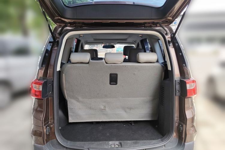 Used HYOSOW H3 2016 H3F 1.5L Manual Prestige Edition Trunk