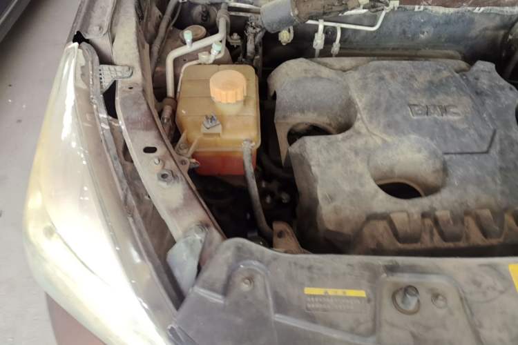 Used HYOSOW H3 2016 H3F 1.5L Manual Luxury Model Engine Bay Right