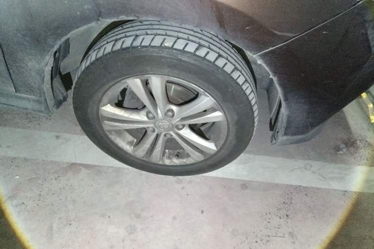Used HYOSOW H3 2016 H3F 1.5L Manual Luxury Model Right Front Wheel Hub