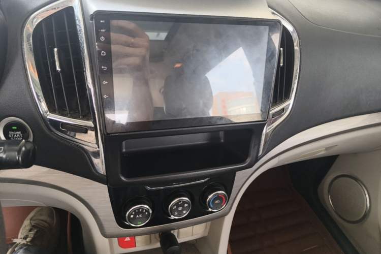 Used HYOSOW H3 2016 H3F 1.5L Manual Prestige Edition Audio And AC Panel