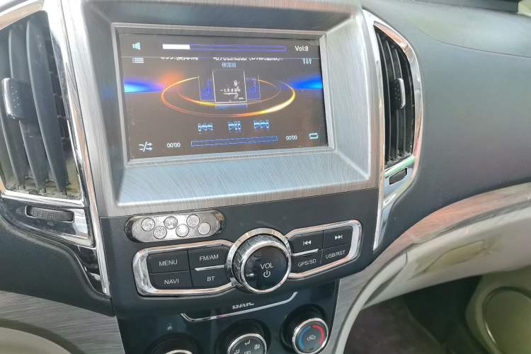 Used HYOSOW H3 2016 H3F 1.5L Manual Prestige Edition Audio And AC Panel
