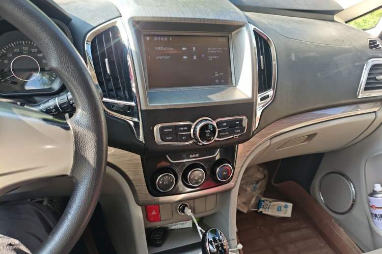 Used HYOSOW H3 2016 H3F 1.5L Manual Prestige Edition Audio And AC Panel